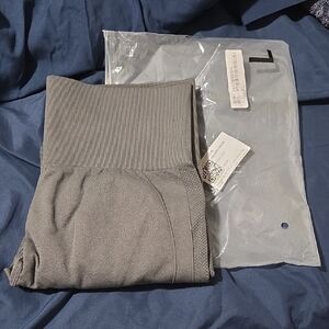 Gray High-Waisted Leggings With Butt Cinch